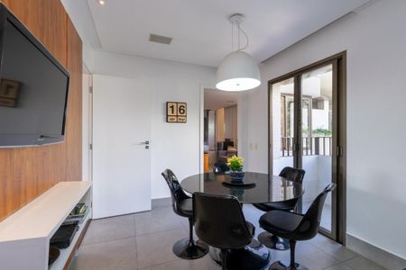 Apartamento à venda com 271m², 3 quartos e 4 vagas