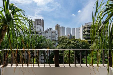 Apartamento à venda com 271m², 3 quartos e 4 vagas