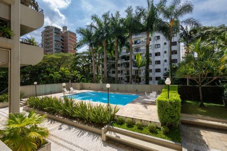 Apartamento à venda com 271m², 3 quartos e 4 vagas