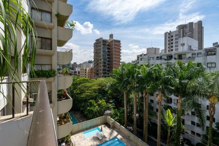 Apartamento à venda com 3 quartos, 271m² em Vila Morumbi, São Paulo
