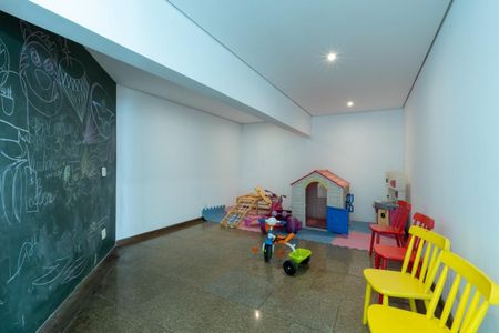 Apartamento à venda com 271m², 3 quartos e 4 vagas