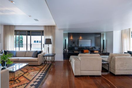 Apartamento à venda com 271m², 3 quartos e 4 vagas