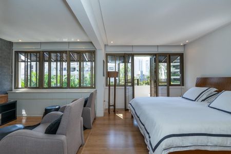 Apartamento à venda com 3 quartos, 271m² em Vila Morumbi, São Paulo