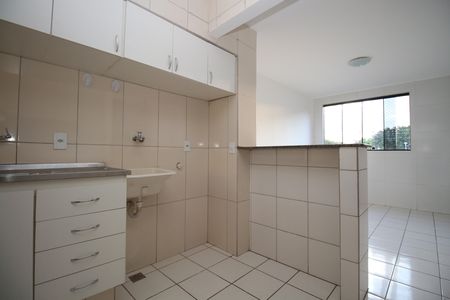 Apartamento para alugar com 55m², 2 quartos e sem vagaCozinha e Área de Serviço