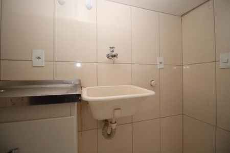 Apartamento para alugar com 55m², 2 quartos e sem vagaCozinha e Área de Serviço
