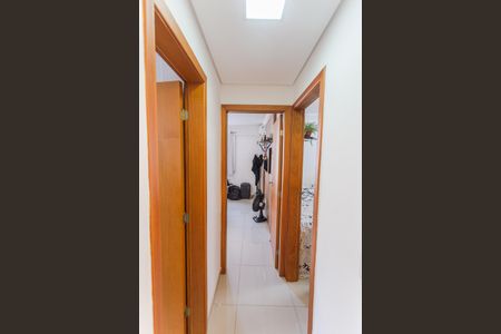 Apartamento para alugar com 70m², 2 quartos e 2 vagasCorredor 
