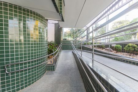 Apartamento para alugar com 70m², 2 quartos e 2 vagasHall de entrada