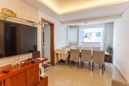 Apartamento para alugar com 70m², 2 quartos e 2 vagasSala