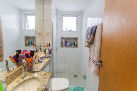 Apartamento para alugar com 70m², 2 quartos e 2 vagasBanheiro Social