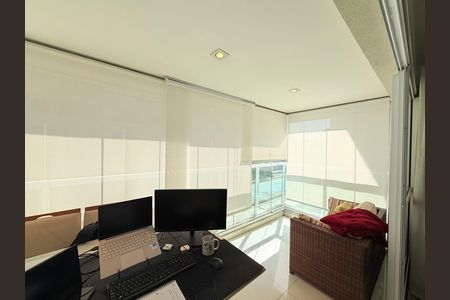 Apartamento à venda com 50m², 1 quarto e 1 vaga Apartamento à venda com 50m², 1 quarto e 1 vagaVaranda