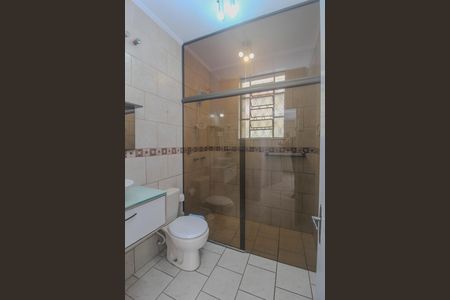 Casa para alugar com 120m², 3 quartos e 2 vagas Casa para alugar com 120m², 3 quartos e 2 vagasBanheiro