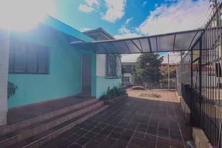 Casa para alugar com 120m², 3 quartos e 2 vagas Casa para alugar com 120m², 3 quartos e 2 vagasFachada