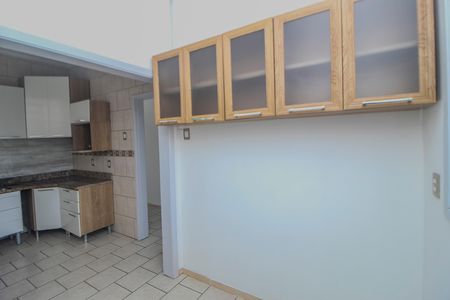 Casa para alugar com 120m², 3 quartos e 2 vagas Casa para alugar com 120m², 3 quartos e 2 vagasCozinha