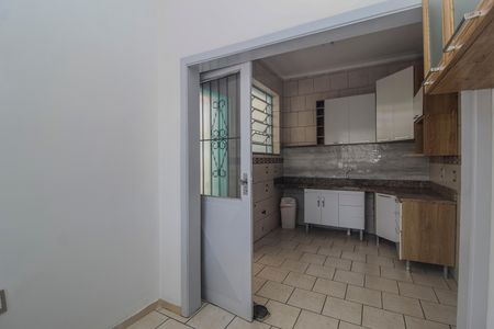 Casa para alugar com 120m², 3 quartos e 2 vagas Casa para alugar com 120m², 3 quartos e 2 vagasCozinha