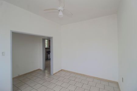 Casa para alugar com 120m², 3 quartos e 2 vagas Casa para alugar com 120m², 3 quartos e 2 vagasSala