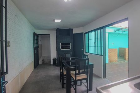 Casa para alugar com 120m², 3 quartos e 2 vagas Casa para alugar com 120m², 3 quartos e 2 vagasÁrea comum - Churrasqueira