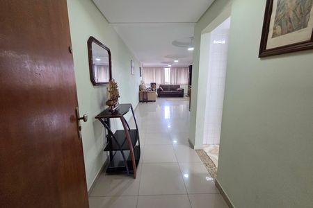 Apartamento para alugar com 190m², 2 quartos e 1 vaga Apartamento para alugar com 190m², 2 quartos e 1 vagaSala