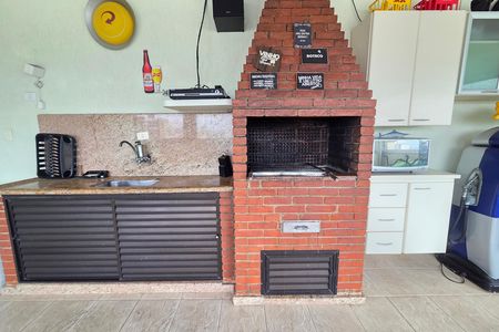 Apartamento para alugar com 190m², 2 quartos e 1 vaga Apartamento para alugar com 190m², 2 quartos e 1 vagaChurrasqueira