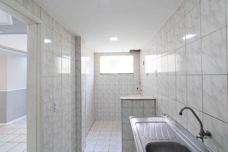 Apartamento para alugar com 46m², 2 quartos e 1 vaga Apartamento para alugar com 46m², 2 quartos e 1 vagaCozinha e Área de Serviço