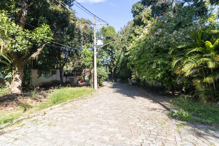 Apartamento para alugar com 46m², 2 quartos e 1 vaga Apartamento para alugar com 46m², 2 quartos e 1 vagaFachada