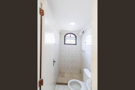 Apartamento para alugar com 46m², 2 quartos e 1 vaga Apartamento para alugar com 46m², 2 quartos e 1 vagaBanheiro
