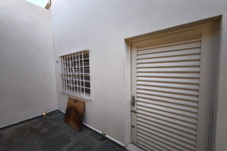 Casa para alugar com 250m², 3 quartos e 4 vagas Casa para alugar com 250m², 3 quartos e 4 vagasQuarto de Serviço