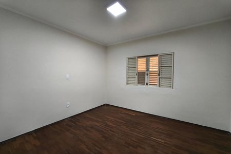 Casa para alugar com 250m², 3 quartos e 4 vagas Casa para alugar com 250m², 3 quartos e 4 vagasQuarto 3