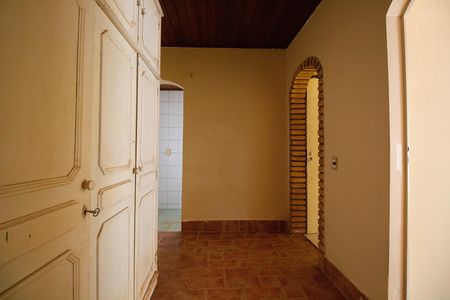 Casa para alugar com 600m², 6 quartos e 2 vagas Casa para alugar com 600m², 6 quartos e 2 vagasCorredor