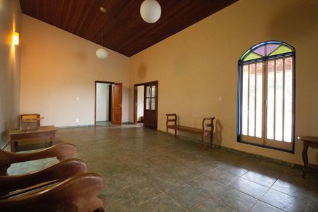 Sala 1 de casa para alugar com 6 quartos, 600m² em Tororó, Brasília