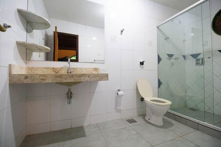 Casa para alugar com 600m², 6 quartos e 2 vagas Casa para alugar com 600m², 6 quartos e 2 vagasBanheiro da Suíte