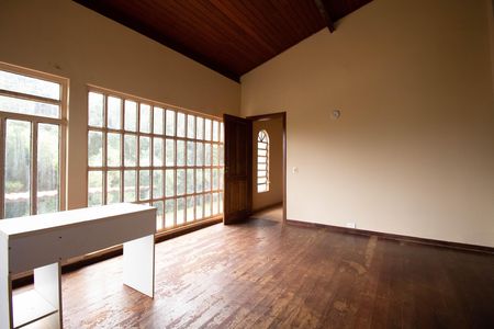 Casa para alugar com 600m², 6 quartos e 2 vagas Casa para alugar com 600m², 6 quartos e 2 vagasSala 5
