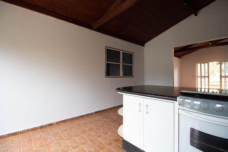 Casa para alugar com 600m², 6 quartos e 2 vagas Casa para alugar com 600m², 6 quartos e 2 vagasCozinha 2