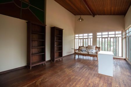 Casa para alugar com 600m², 6 quartos e 2 vagas Casa para alugar com 600m², 6 quartos e 2 vagasSala 5