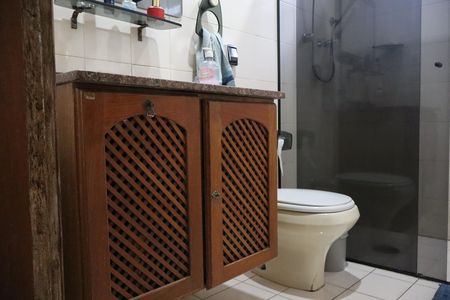 Casa para alugar com 200m², 3 quartos e 2 vagasBanheiro Social