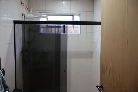 Casa para alugar com 200m², 3 quartos e 2 vagasBanheiro Social