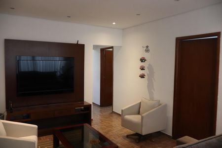 Casa para alugar com 200m², 3 quartos e 2 vagasSala 