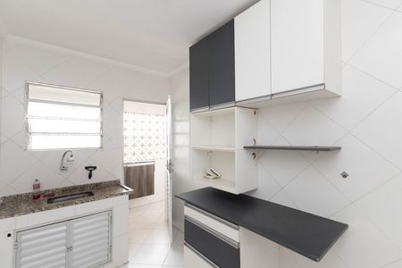 Apartamento para alugar com 53m², 2 quartos e sem vaga Apartamento para alugar com 53m², 2 quartos e sem vagaCozinha - Armários