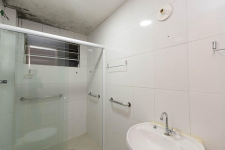 Banheiro  de apartamento para alugar com 1 quarto, 45m² em Vila Maria, São Paulo