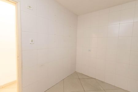 Cozinha de apartamento para alugar com 1 quarto, 45m² em Vila Maria, São Paulo