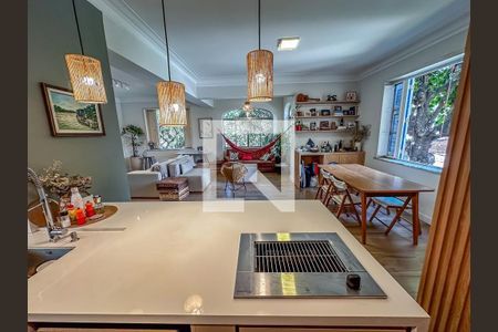 Apartamento à venda com 130m², 3 quartos e 1 vaga