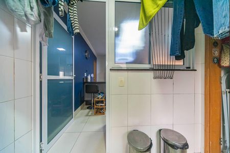 Apartamento à venda com 130m², 3 quartos e 3 vagas Apartamento à venda com 130m², 3 quartos e 3 vagasÁrea de Serviço
