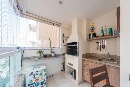Apartamento à venda com 130m², 3 quartos e 3 vagas Apartamento à venda com 130m², 3 quartos e 3 vagasVaranda Gourmet