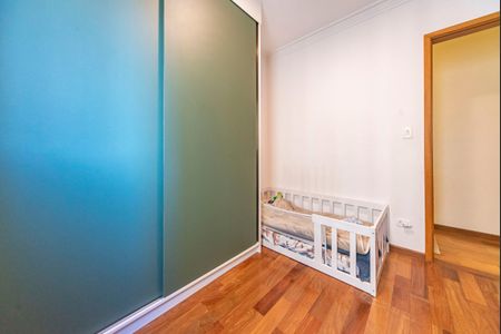 Apartamento à venda com 130m², 3 quartos e 3 vagas Apartamento à venda com 130m², 3 quartos e 3 vagasQuarto 2
