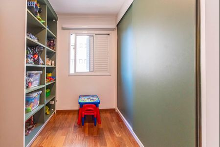 Apartamento à venda com 130m², 3 quartos e 3 vagas Apartamento à venda com 130m², 3 quartos e 3 vagasQuarto 2