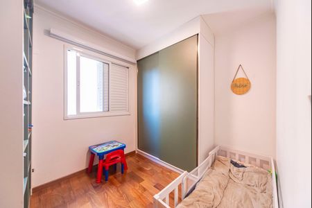 Apartamento à venda com 130m², 3 quartos e 3 vagas Apartamento à venda com 130m², 3 quartos e 3 vagasQuarto 2