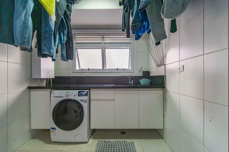Apartamento à venda com 130m², 3 quartos e 3 vagas Apartamento à venda com 130m², 3 quartos e 3 vagasÁrea de Serviço