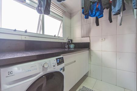 Apartamento à venda com 130m², 3 quartos e 3 vagas Apartamento à venda com 130m², 3 quartos e 3 vagasÁrea de Serviço