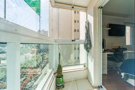 Apartamento à venda com 130m², 3 quartos e 3 vagas Apartamento à venda com 130m², 3 quartos e 3 vagasVaranda do Quarto 3
