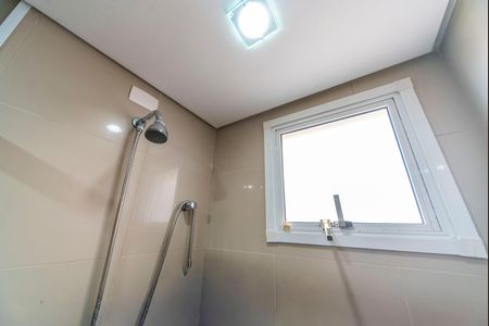 Apartamento à venda com 130m², 3 quartos e 3 vagas Apartamento à venda com 130m², 3 quartos e 3 vagasBanheiro do Quarto 2