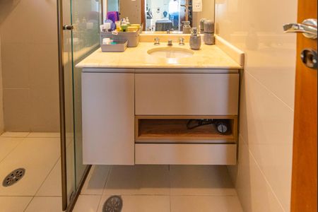 Apartamento à venda com 130m², 3 quartos e 3 vagas Apartamento à venda com 130m², 3 quartos e 3 vagasBanheiro do Quarto 3